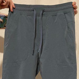 Lululemon Mens Blue Joggers in Small